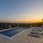 Villa La Casa Gidora *