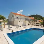 Villa La Casa Gidora