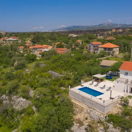 La Casa Gidora * 시베니크