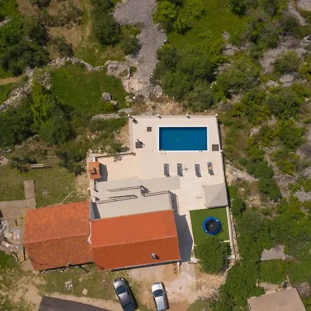 וילה La Casa Gidora שיבניק