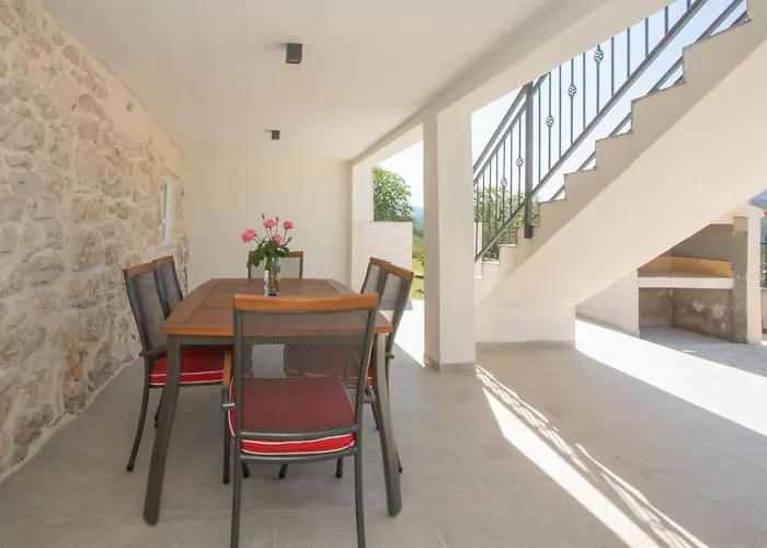 La Casa Gidora Villa *