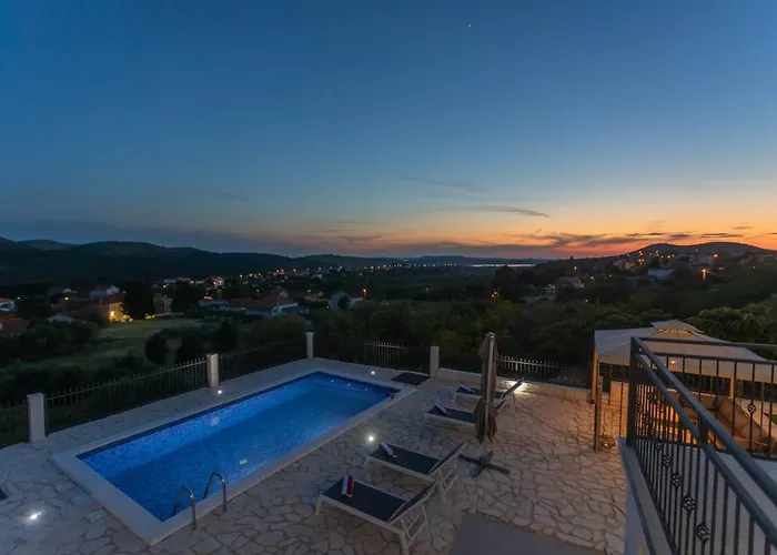 La Casa Gidora Villa *