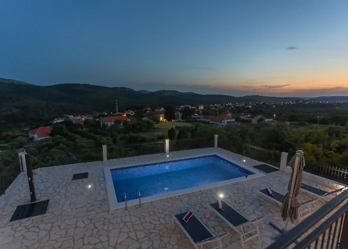 La Casa Gidora Villa